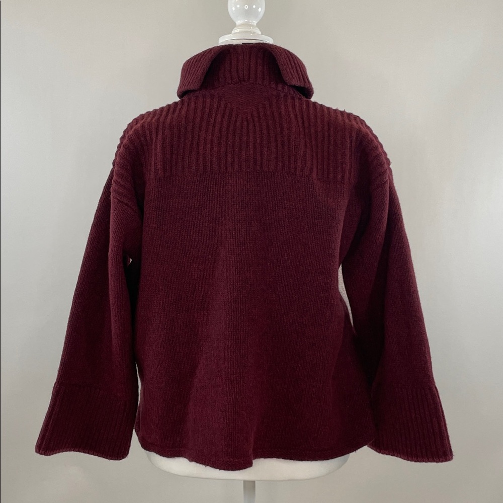 Tommy Hilfiger Flag Sweater, L - Picture 7 of 10